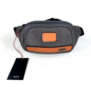 Brand new Tumi Gen 4.3 Waist Pack - Orange and Charcoal